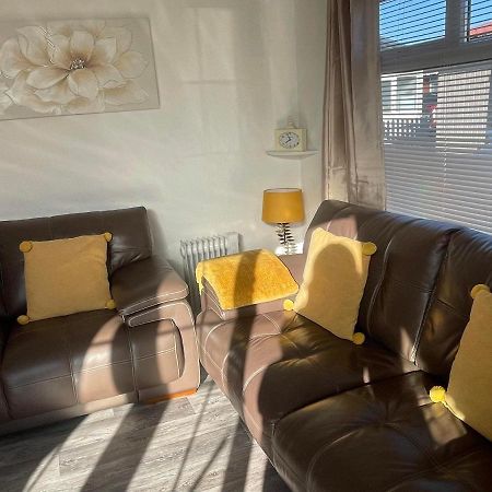 Chalet 81 South Shore Bridlington 2X Bedroom Detached Chalet Sleeps 4 Bessingby Екстер'єр фото