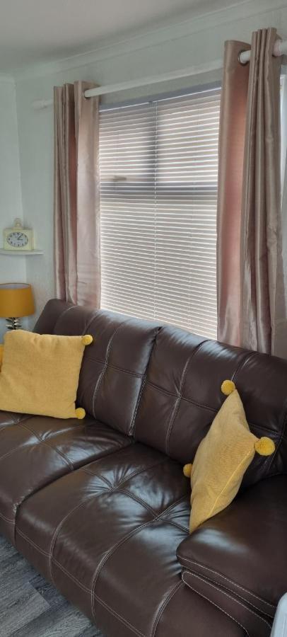 Chalet 81 South Shore Bridlington 2X Bedroom Detached Chalet Sleeps 4 Bessingby Екстер'єр фото