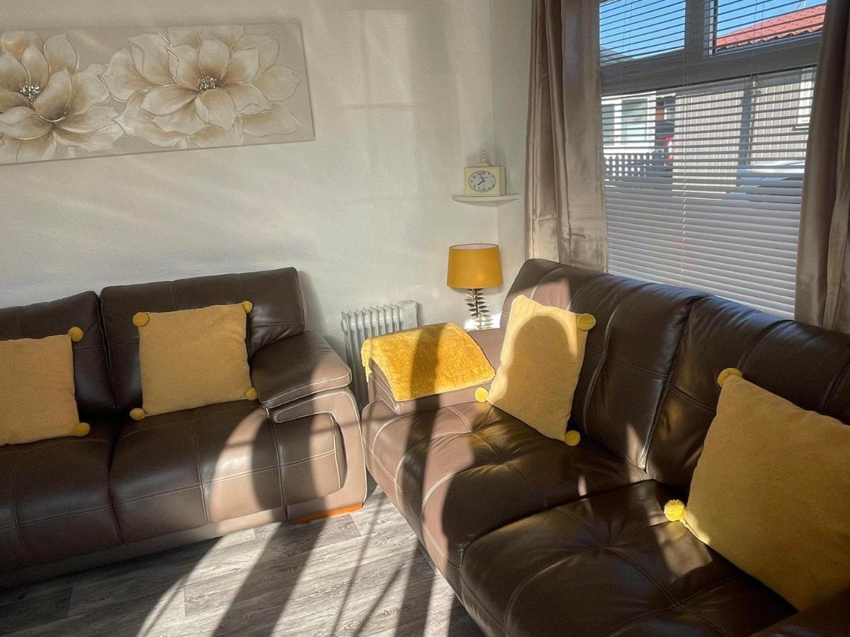 Chalet 81 South Shore Bridlington 2X Bedroom Detached Chalet Sleeps 4 Bessingby Екстер'єр фото